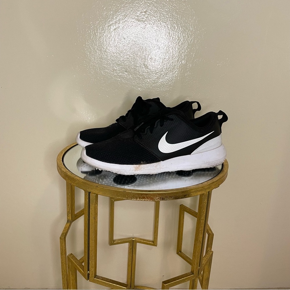 Nike Golf Shoes, Women’s 7